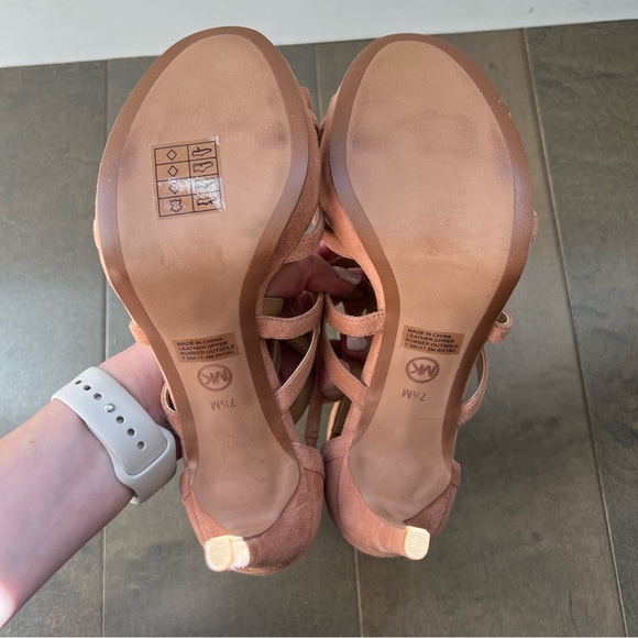 Michael by Michael Kors Peach Suede Strappy Heels Size 7.5 - Picture 10 of 10